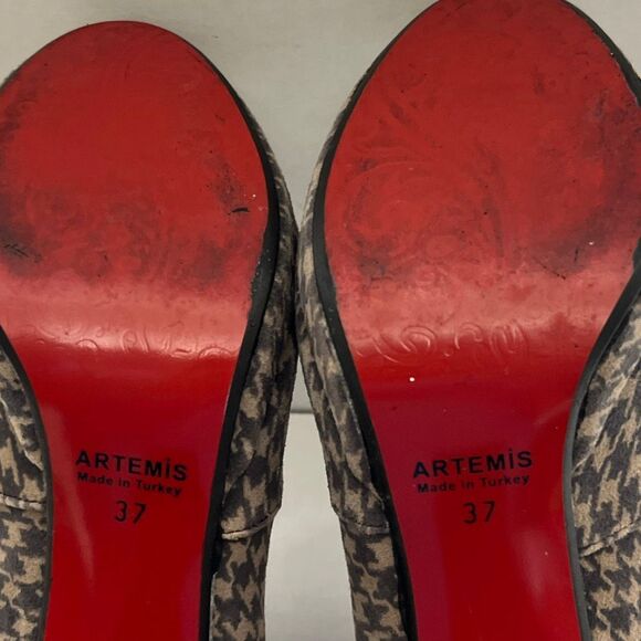 Artemis Women's Black Brown Houndstooth Pull-On Back Zip Ankle Bootie Size 37 - Picture 8 of 10